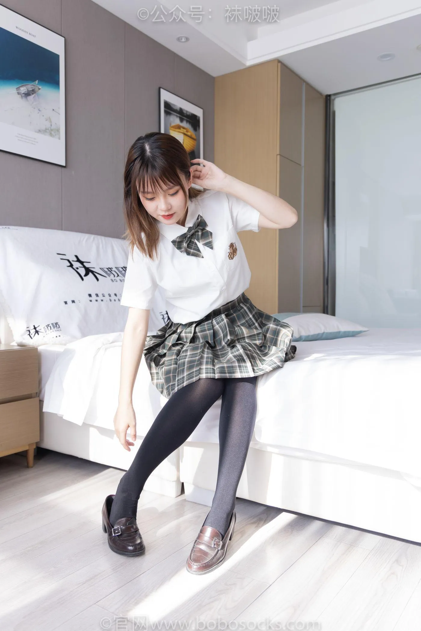 [BoBoSocks袜啵啵]NO.056 朵朵-JK制服、皮鞋、厚黑丝 [135P]插图